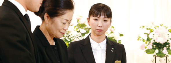 お葬儀に関する全てを経験豊富なスタッフが担当